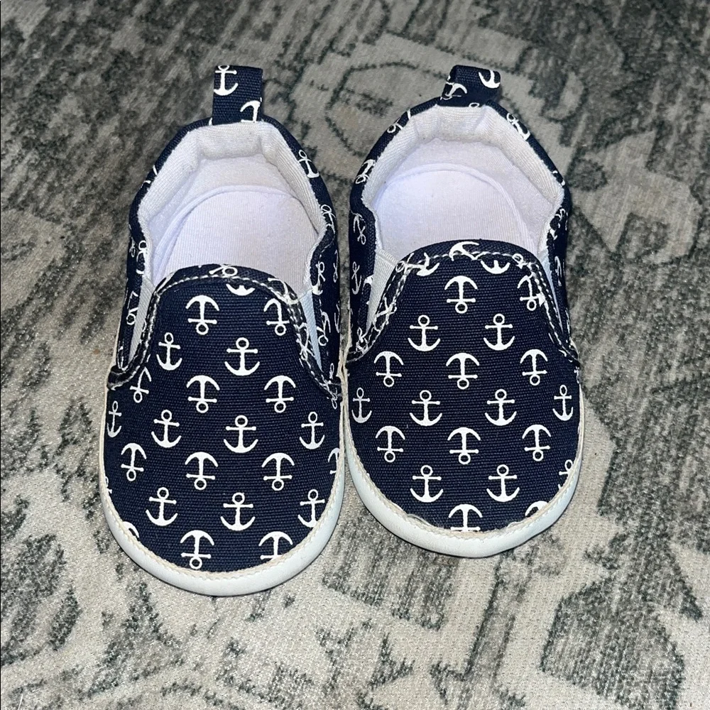 Tommy Bahama baby Navy Anchor Print Kids Shoes size 6-12 months